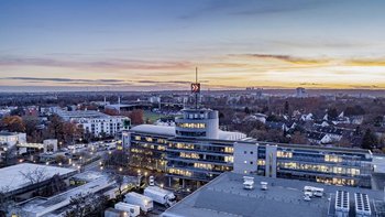 Panoramafoto des SWR Funkhauses in Mainz